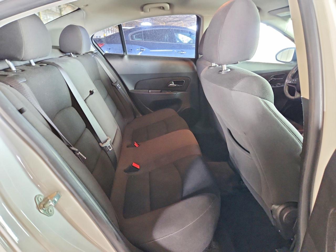 2015 Chevrolet Cruze Lt - zdjęcie 10