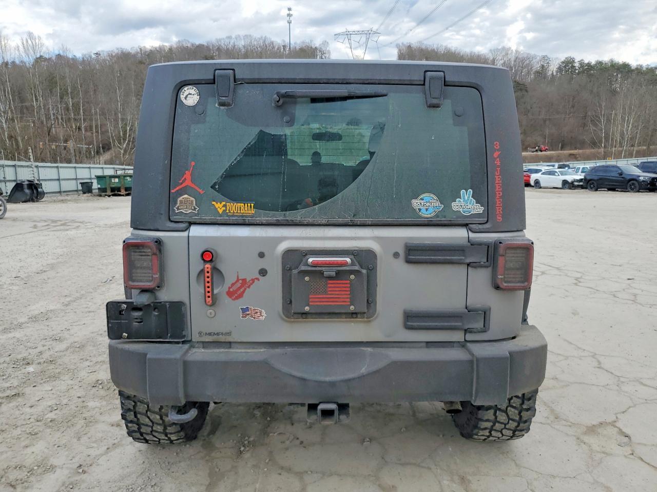 2014 Jeep Wrangler Sport - zdjęcie 6