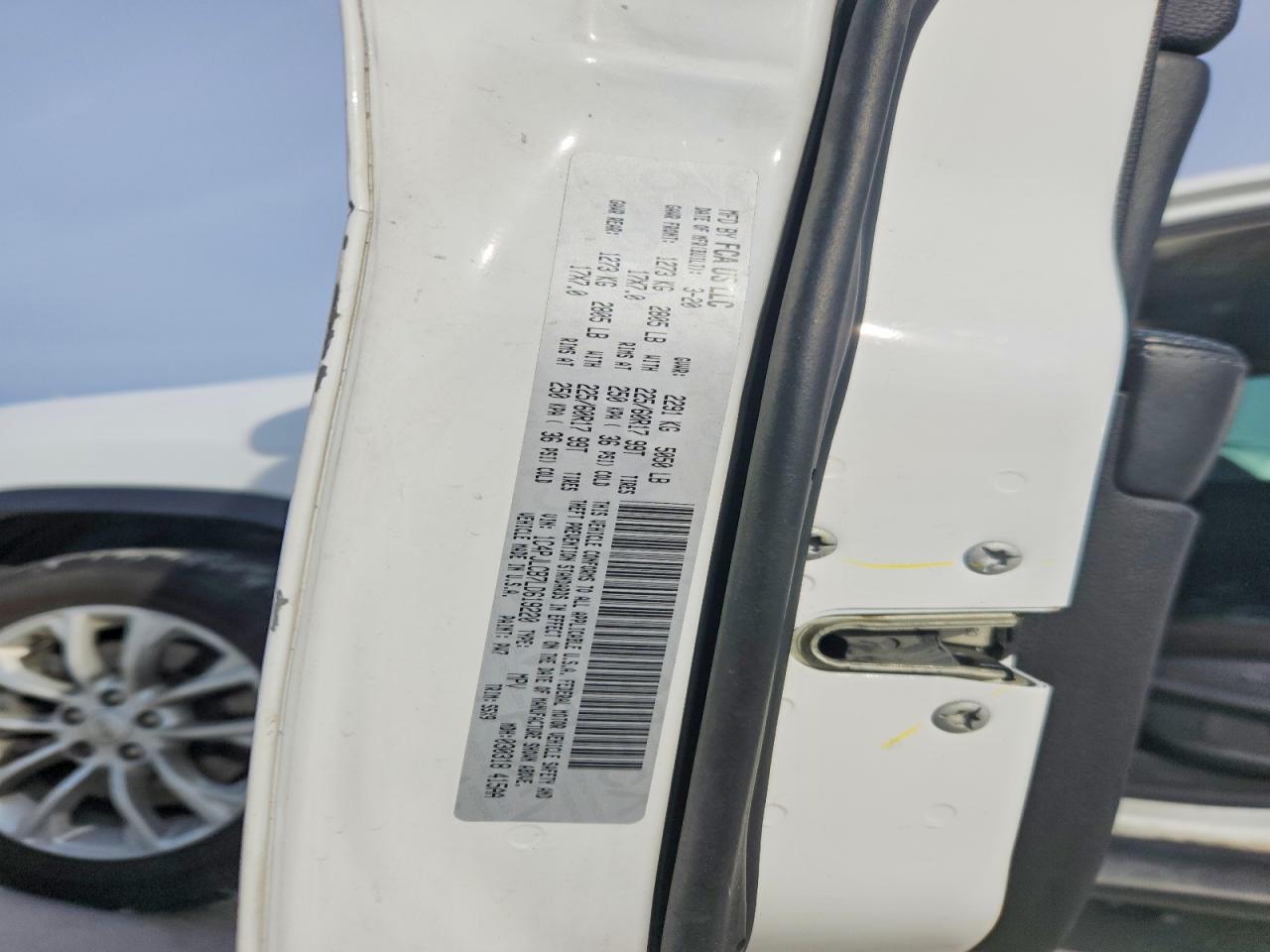 2020 Jeep Cherokee Latitude - zdjęcie 13