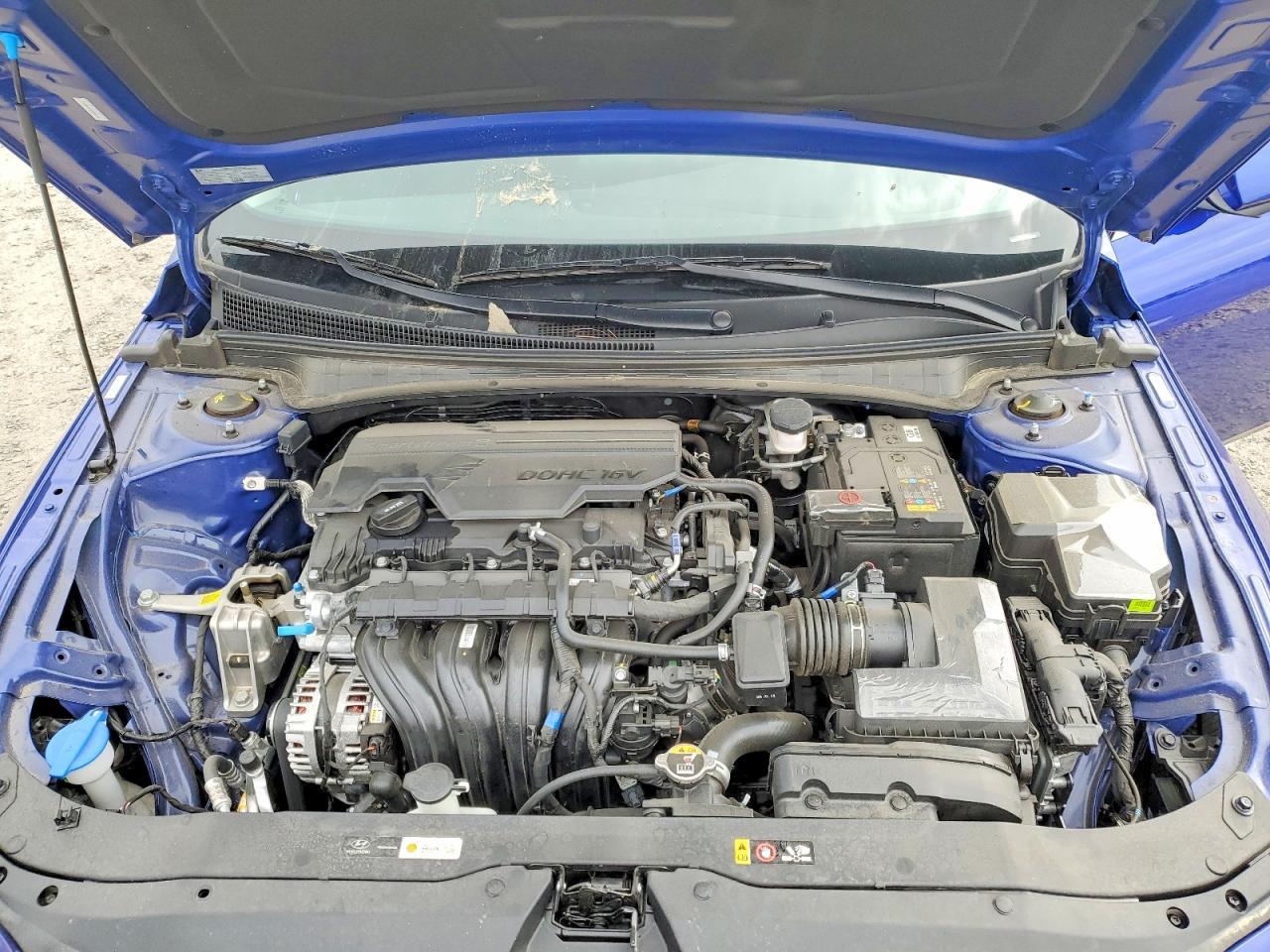 2025 Hyundai Elantra Sel - zdjęcie 11