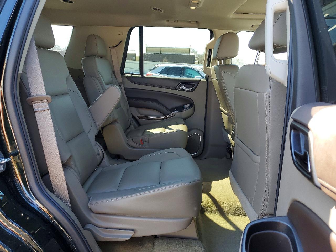 2016 Chevrolet Tahoe K1500 Lt - zdjęcie 11