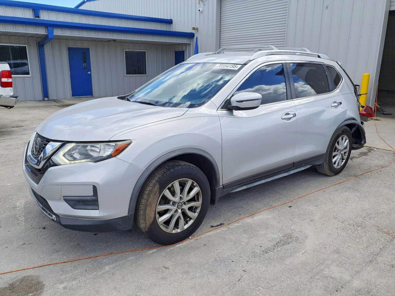 2020 Nissan Rogue Sv - zdjęcie główne