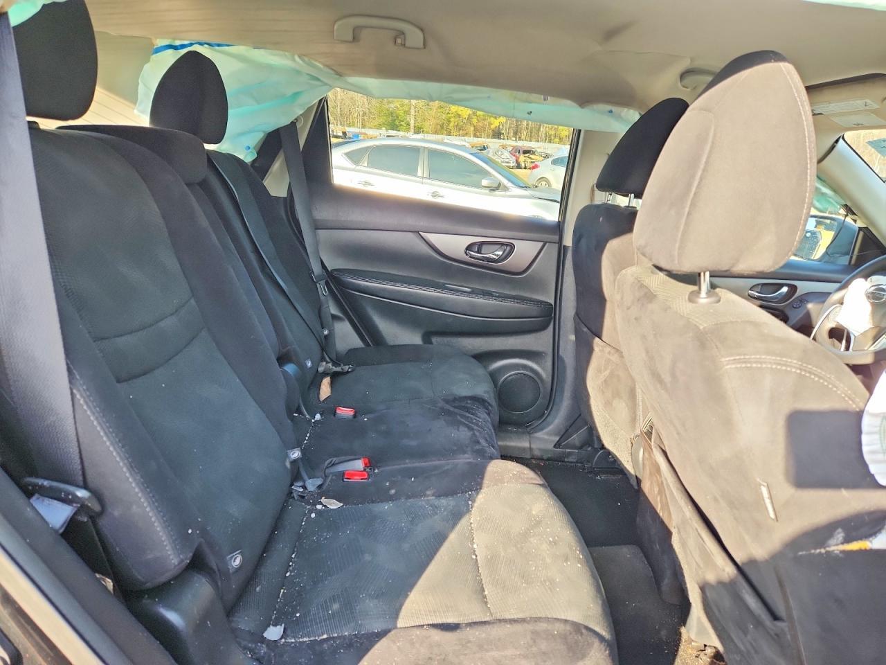 2016 Nissan Rogue S - zdjęcie 11