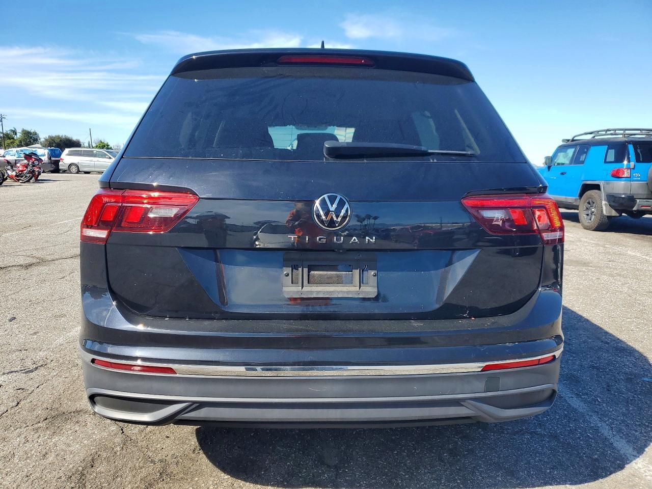 2022 Volkswagen Tiguan S - zdjęcie 6