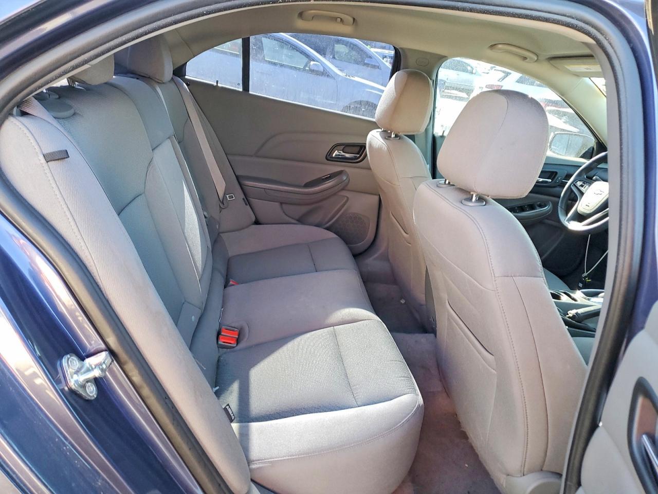 2015 Chevrolet Malibu Ls - zdjęcie 10