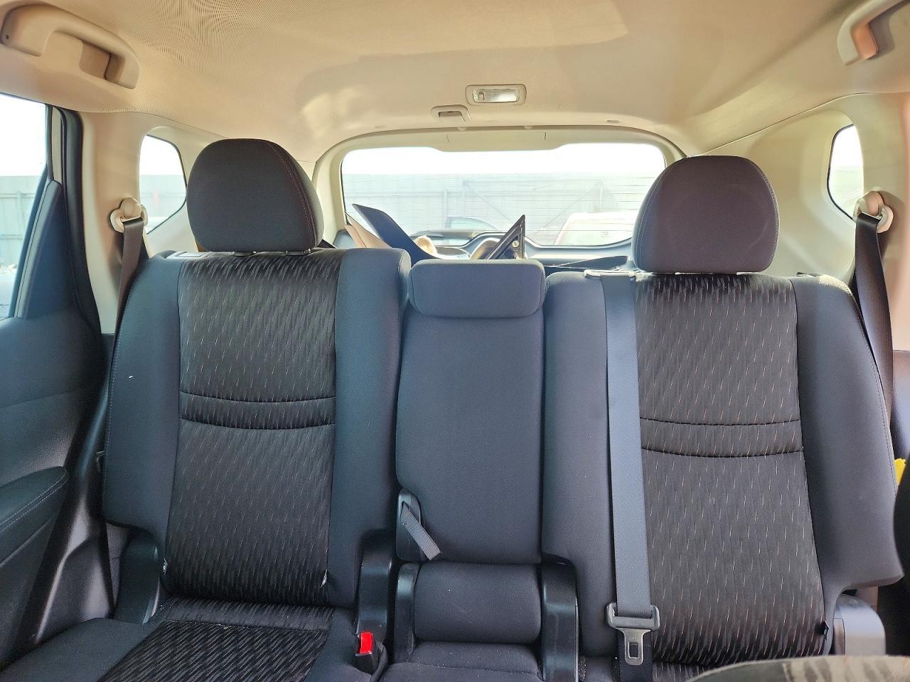 2017 Nissan Rogue S - zdjęcie 10