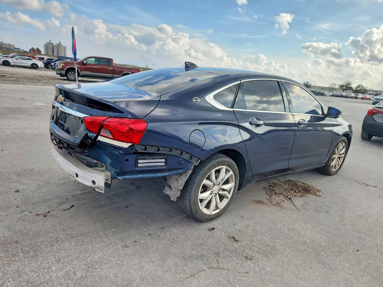 2019 Chevrolet Impala Lt - zdjęcie 3