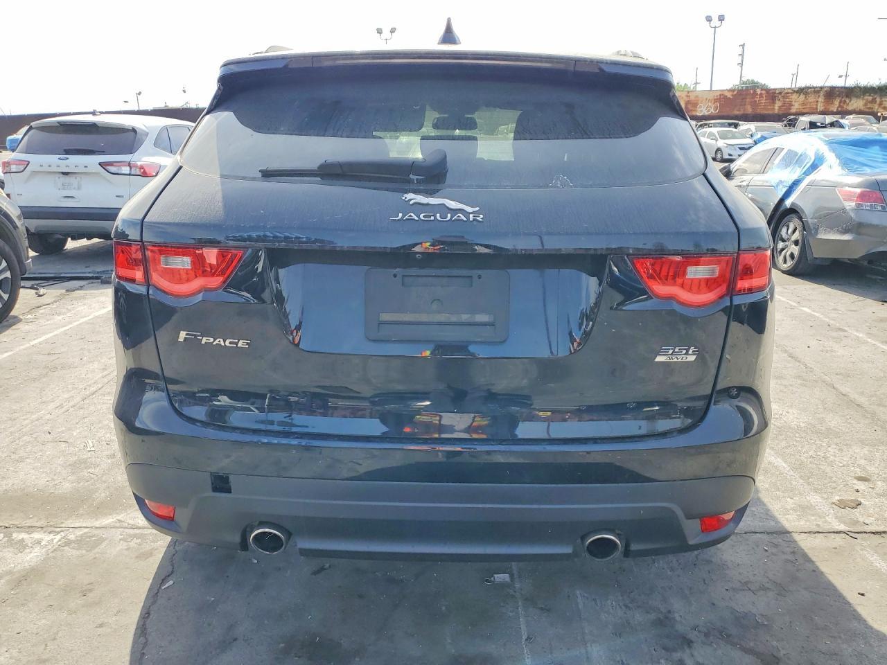 2017 Jaguar F-Pace Premium - zdjęcie 6