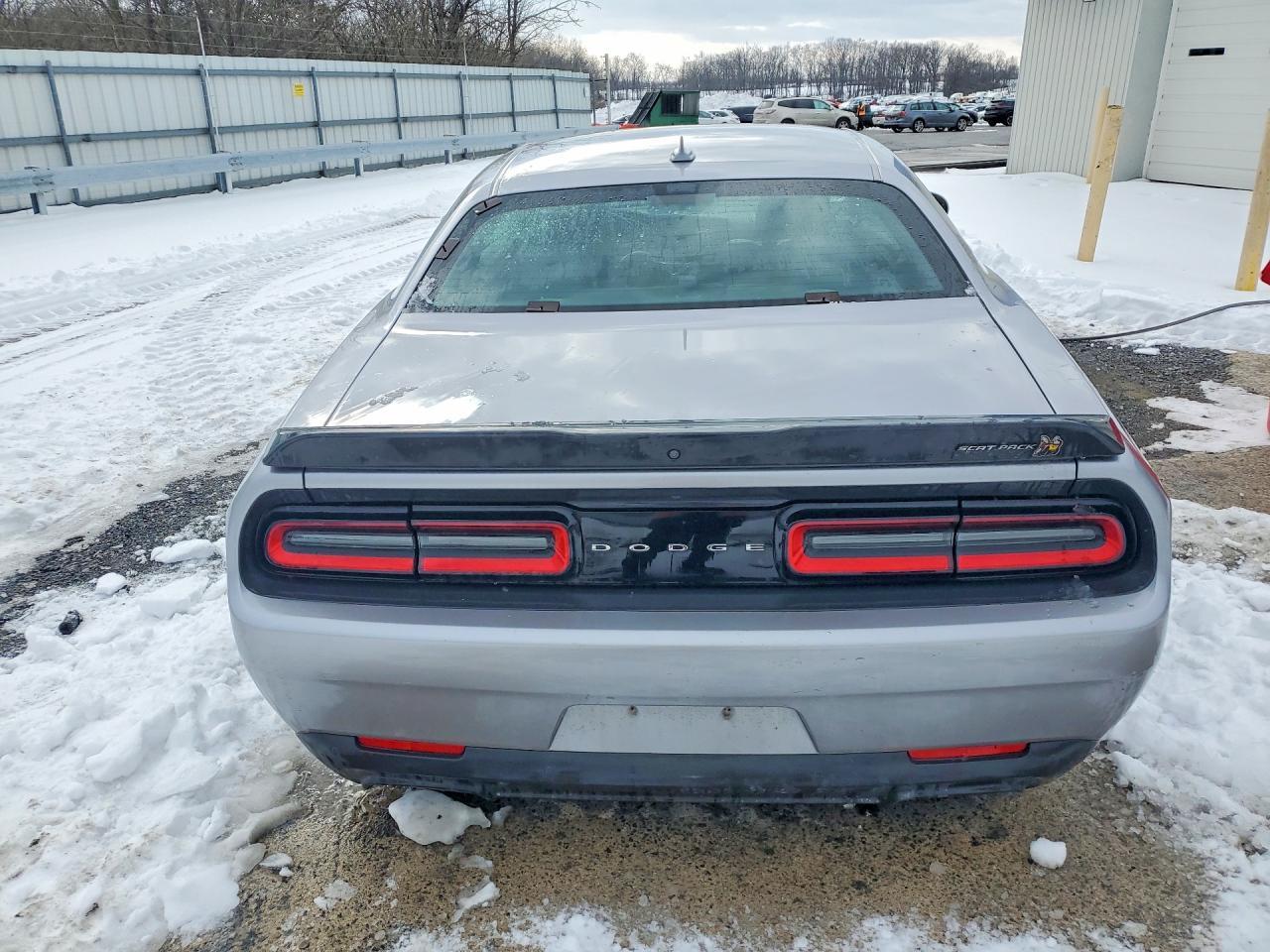 2016 Dodge Challenger R/T Scat Pack - zdjęcie 6