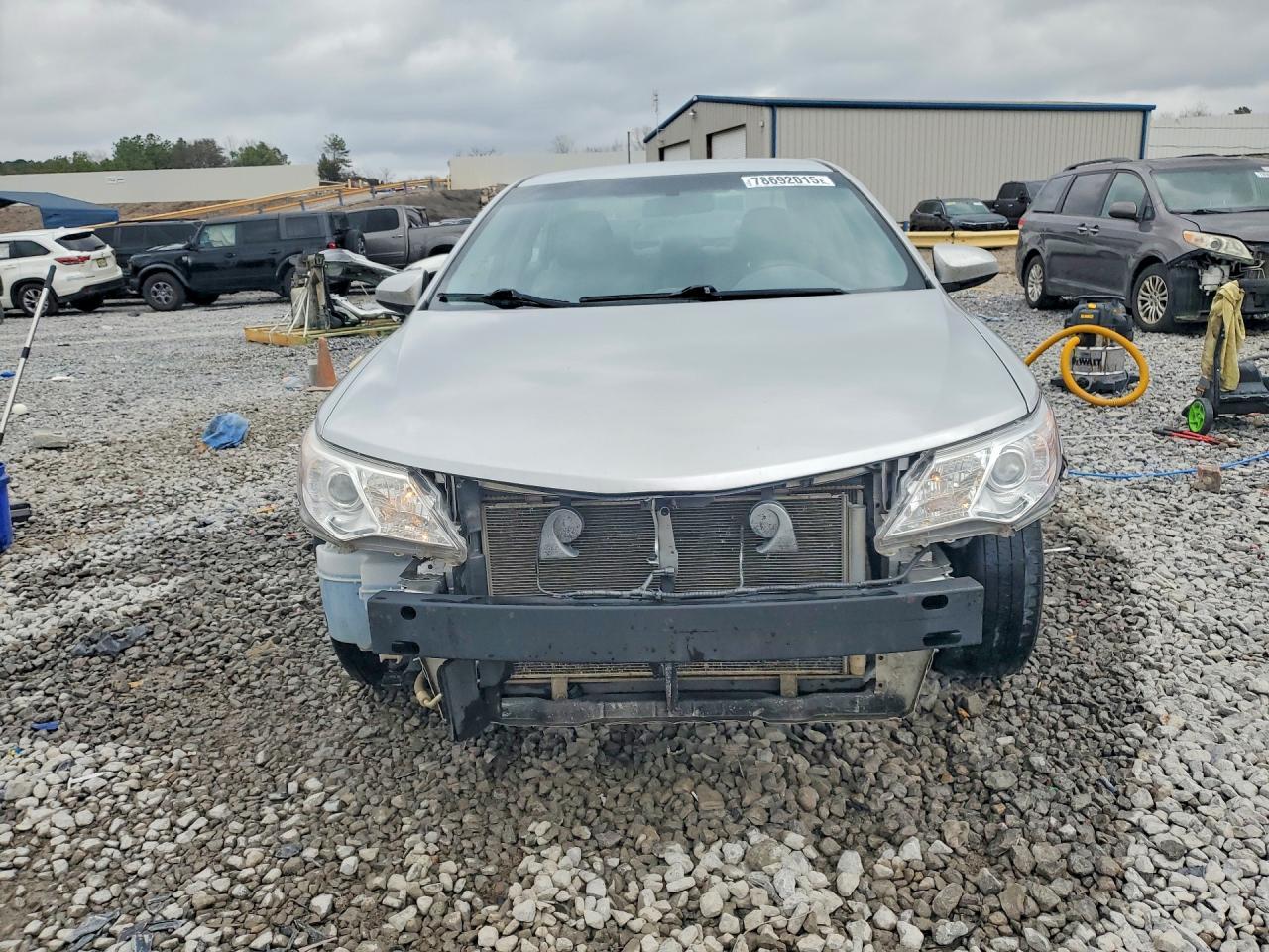 2013 Toyota Camry Le - zdjęcie 5