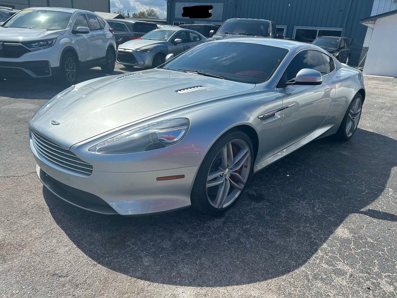 2014 Aston Martin Db9 - zdjęcie 2