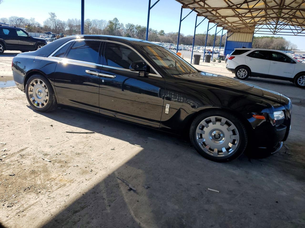 2014 Rolls-Royce Ghost - zdjęcie 4