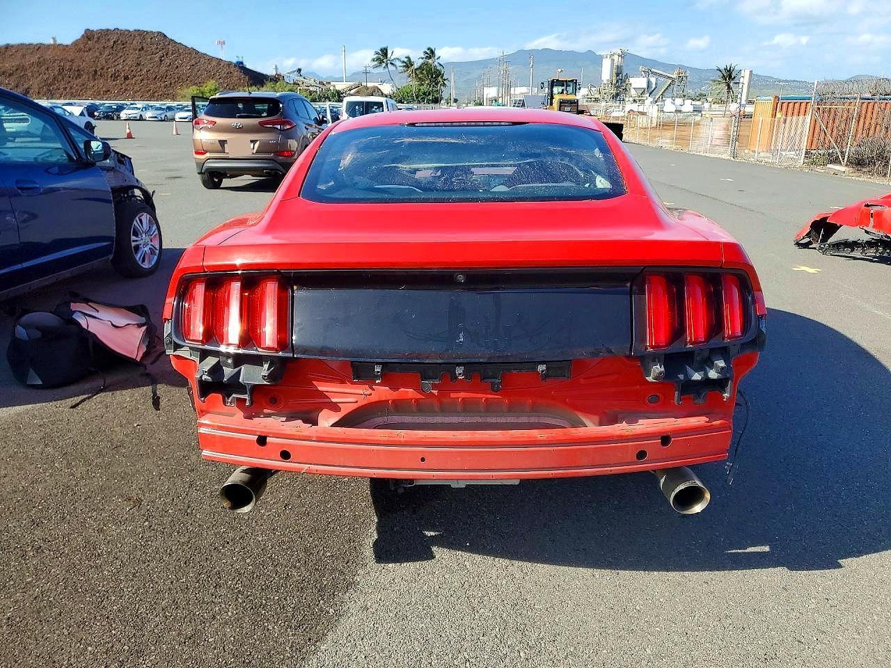 2016 Ford Mustang - zdjęcie 6