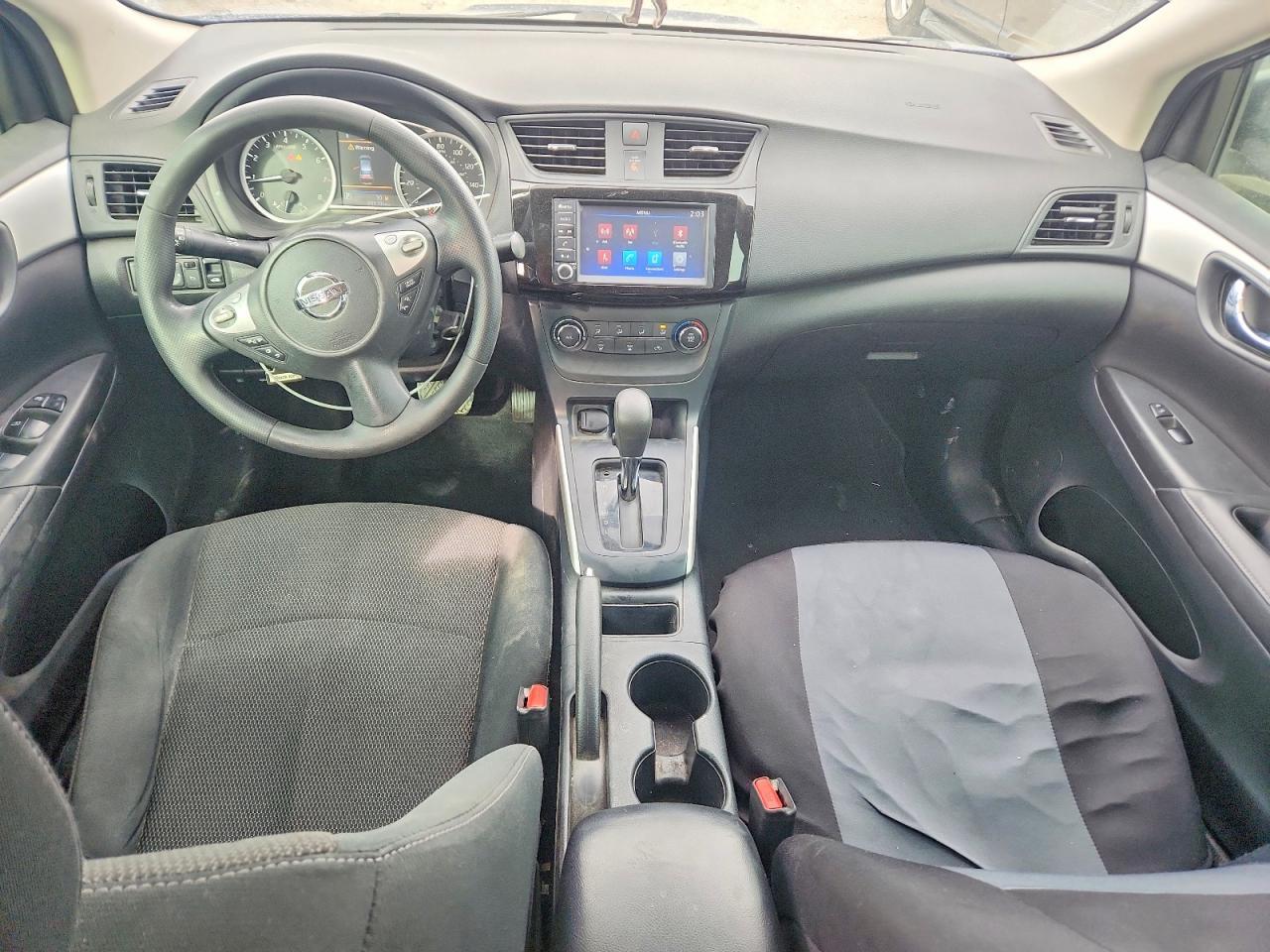 2019 Nissan Sentra S - zdjęcie 8