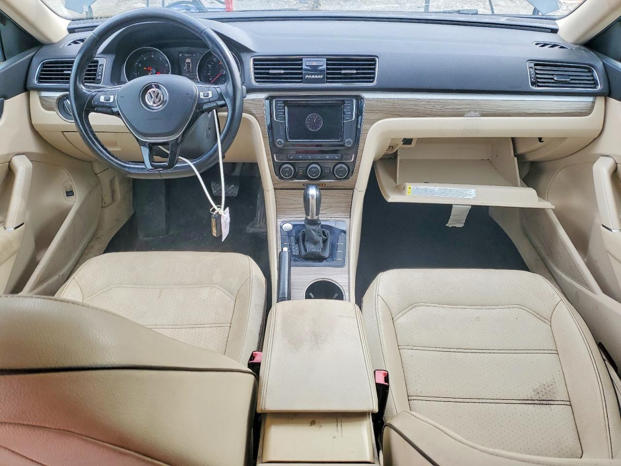 2018 Volkswagen Passat Se - zdjęcie 8