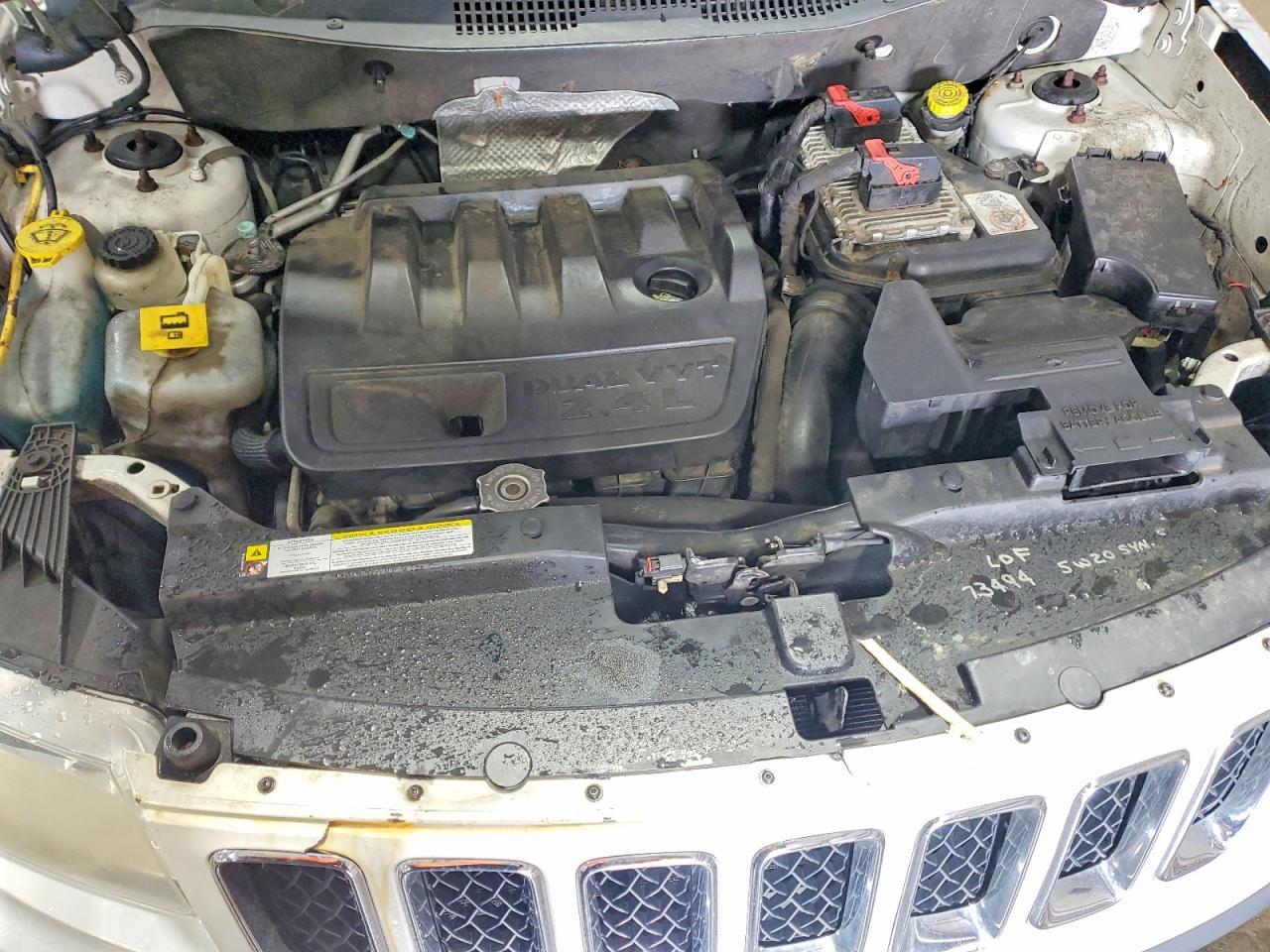 2013 Jeep Compass Latitude - zdjęcie 11
