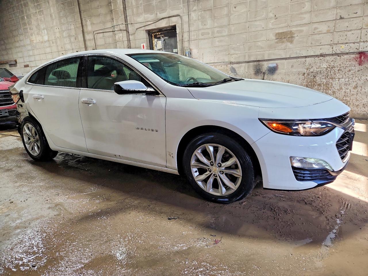 2024 Chevrolet Malibu Lt - zdjęcie 4