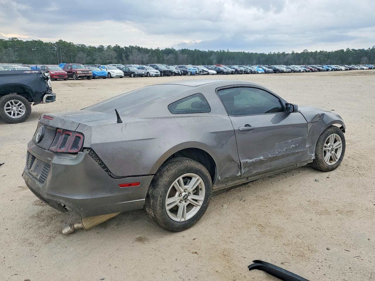 2014 Ford Mustang - zdjęcie 3