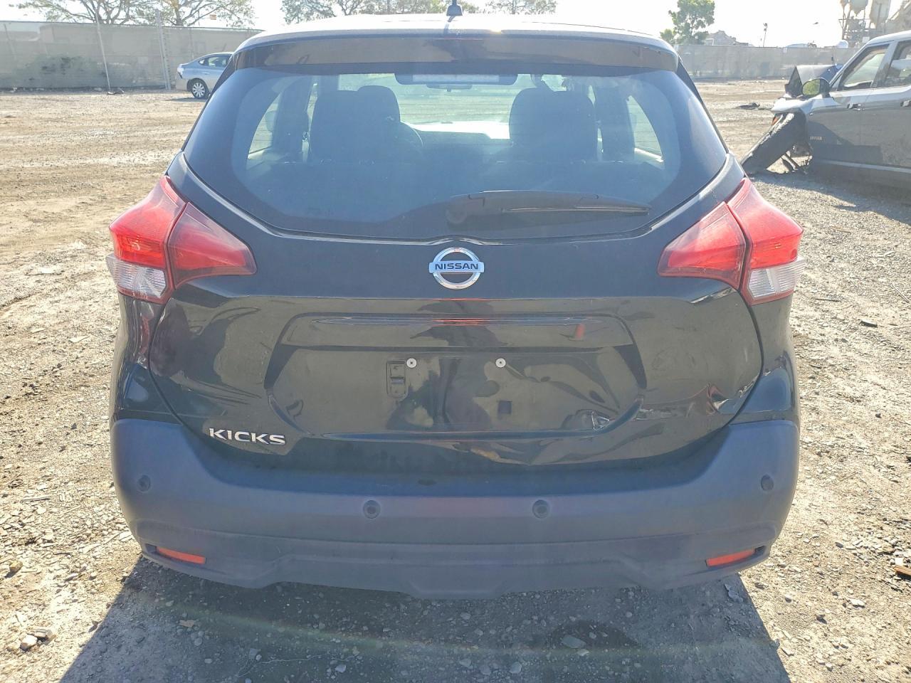 2020 Nissan Kicks S - zdjęcie 6