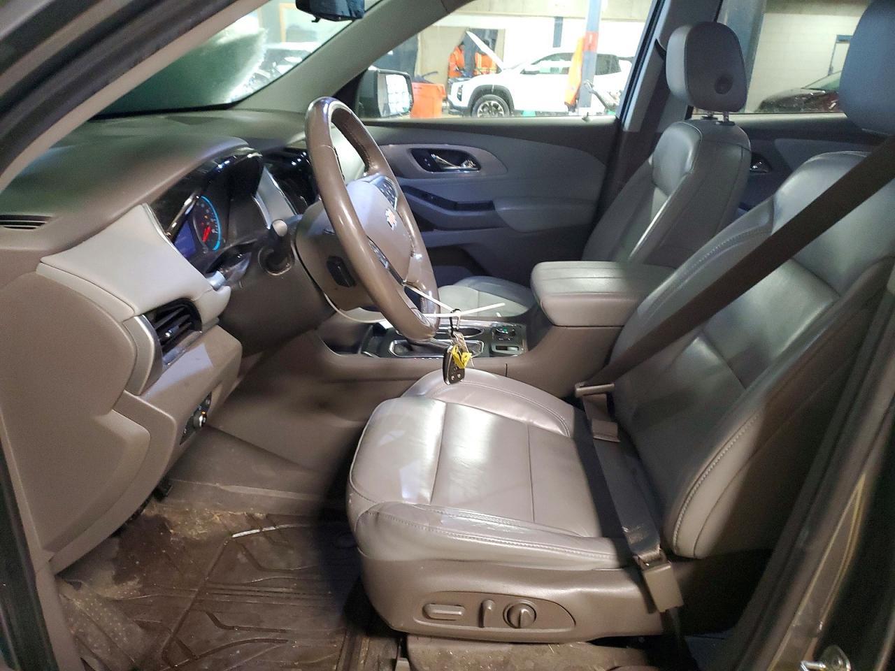 2020 Chevrolet Traverse Lt - zdjęcie 7