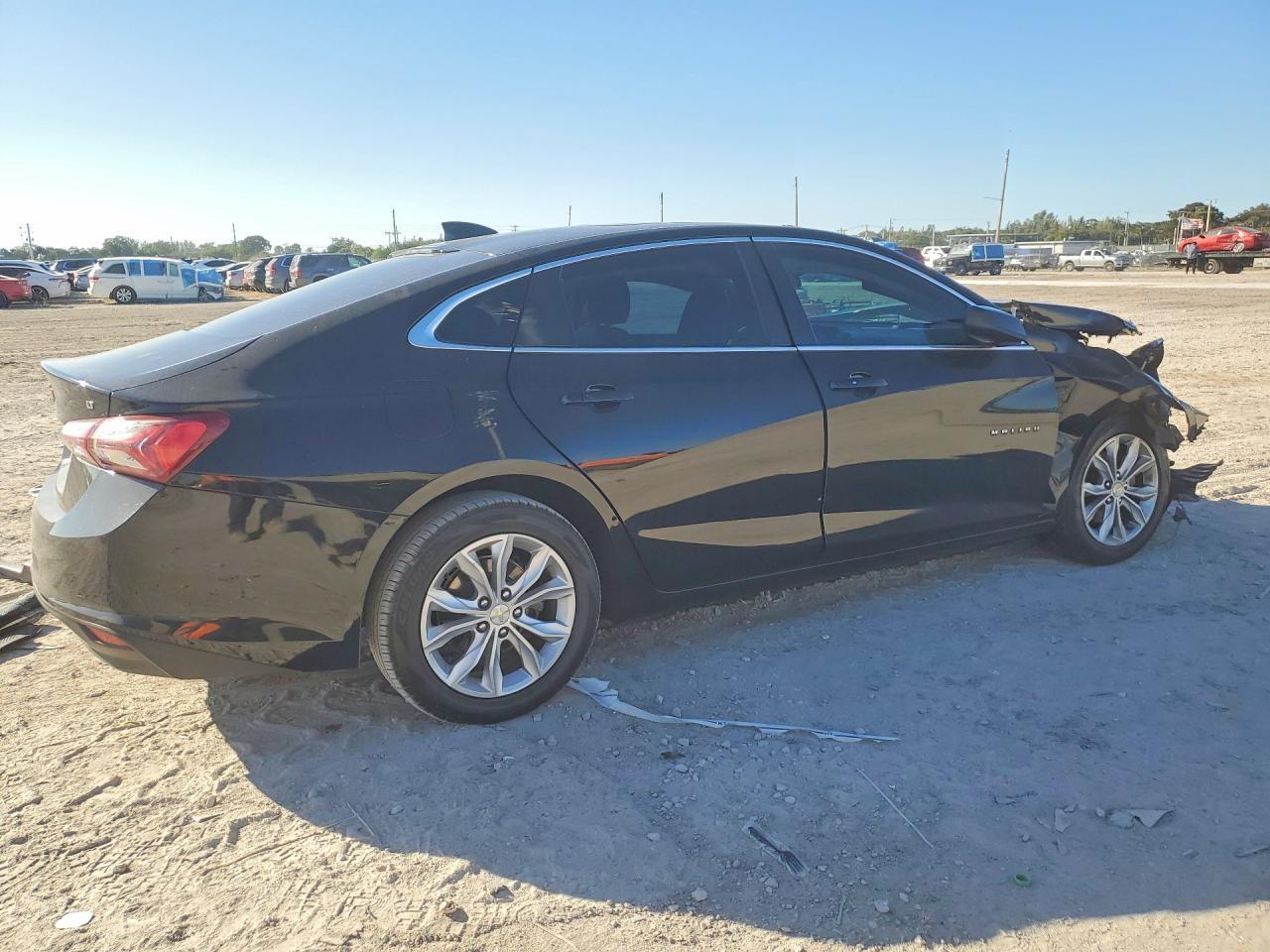2020 Chevrolet Malibu Lt - zdjęcie 3