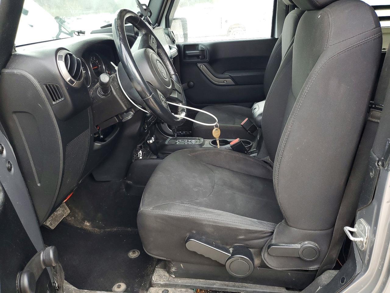 2014 Jeep Wrangler Sport - zdjęcie 7