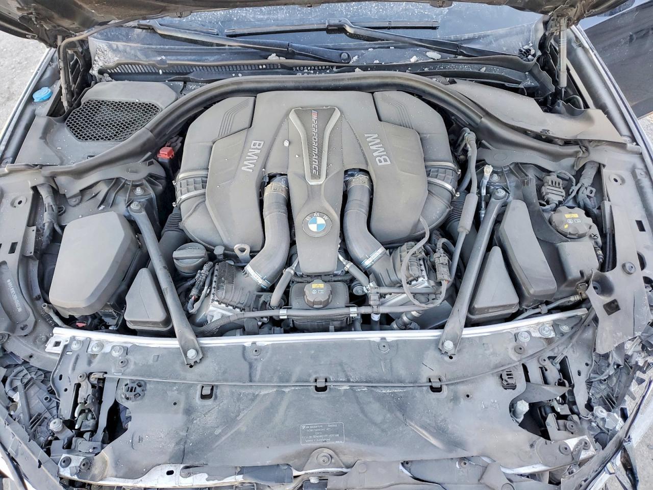 2019 BMW M550Xi - zdjęcie 11