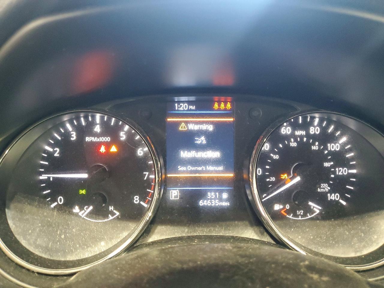 2022 Nissan Rogue Sport S - zdjęcie 9