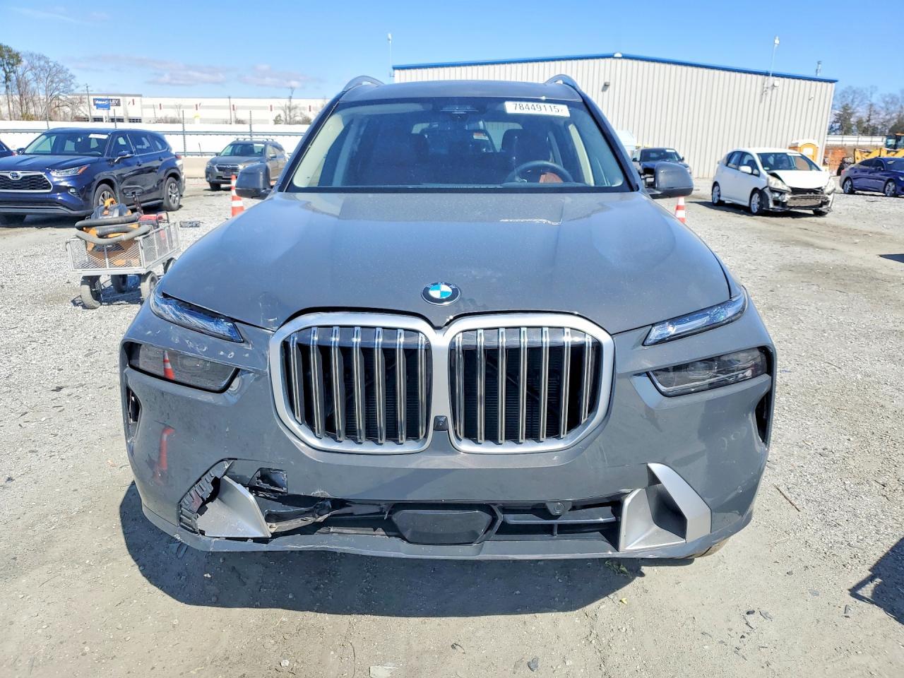 2026 BMW X7 xDrive40I - zdjęcie 5
