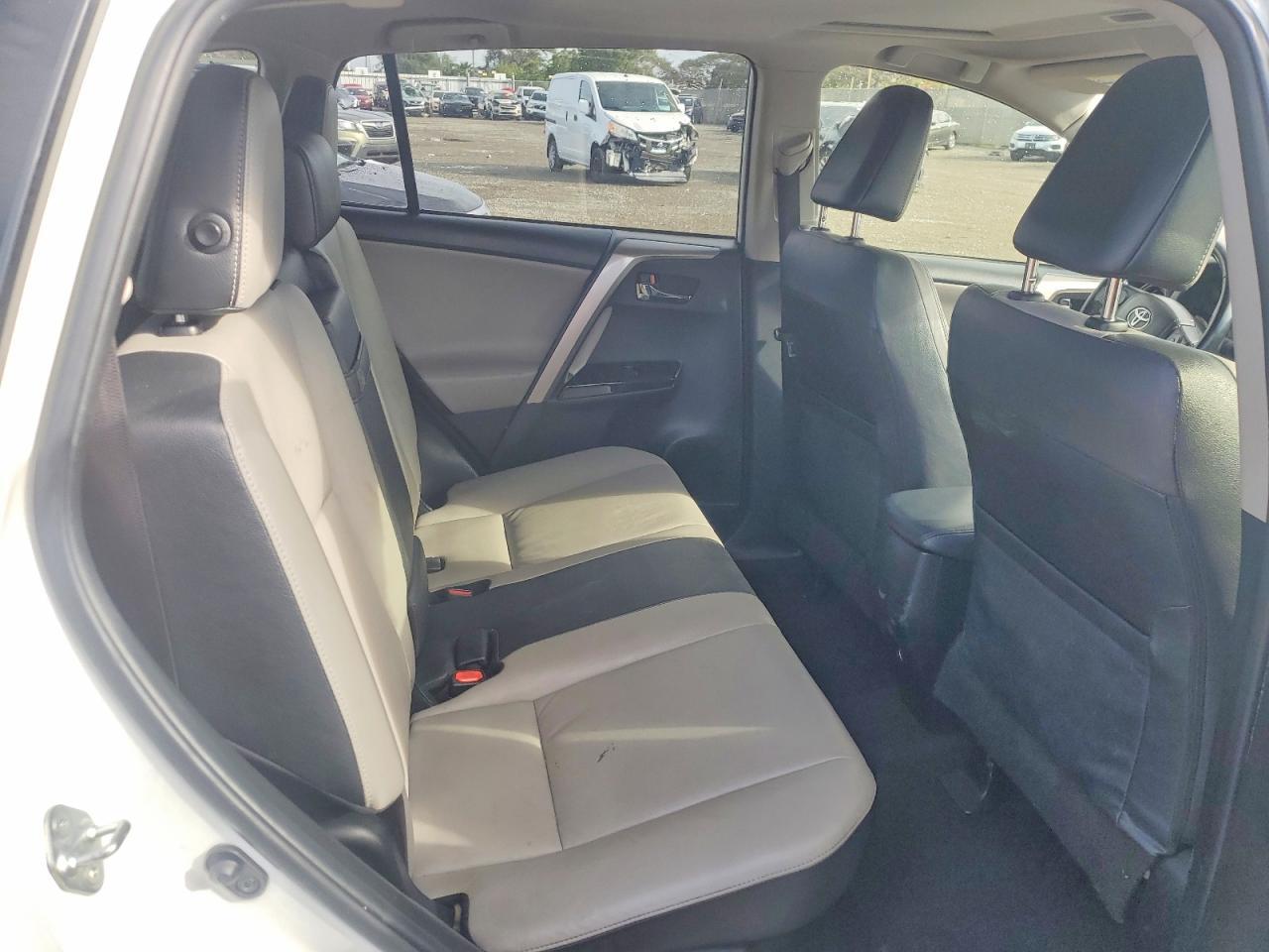 2018 Toyota Rav4 Hv Limited - zdjęcie 11