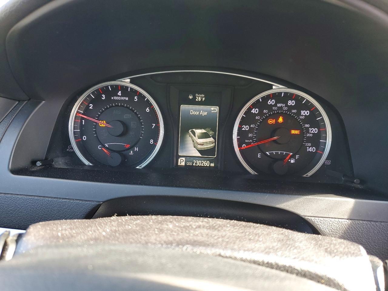 2017 Toyota Camry Le - zdjęcie 9