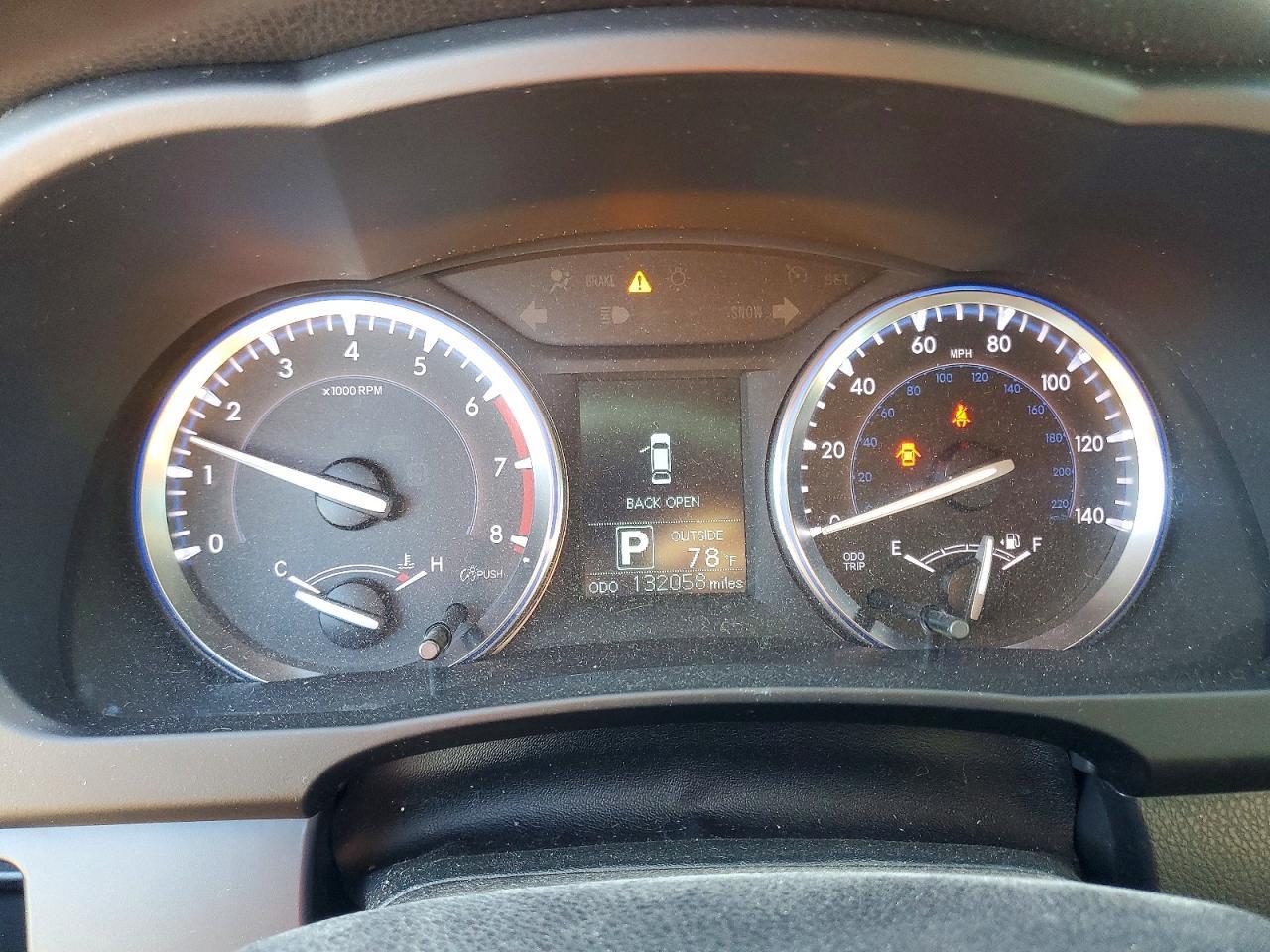 2015 Toyota Highlander Le - zdjęcie 9
