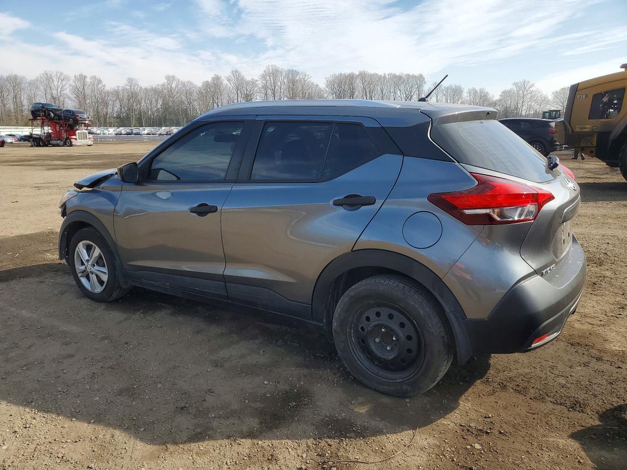 2019 Nissan Kicks S - zdjęcie 2