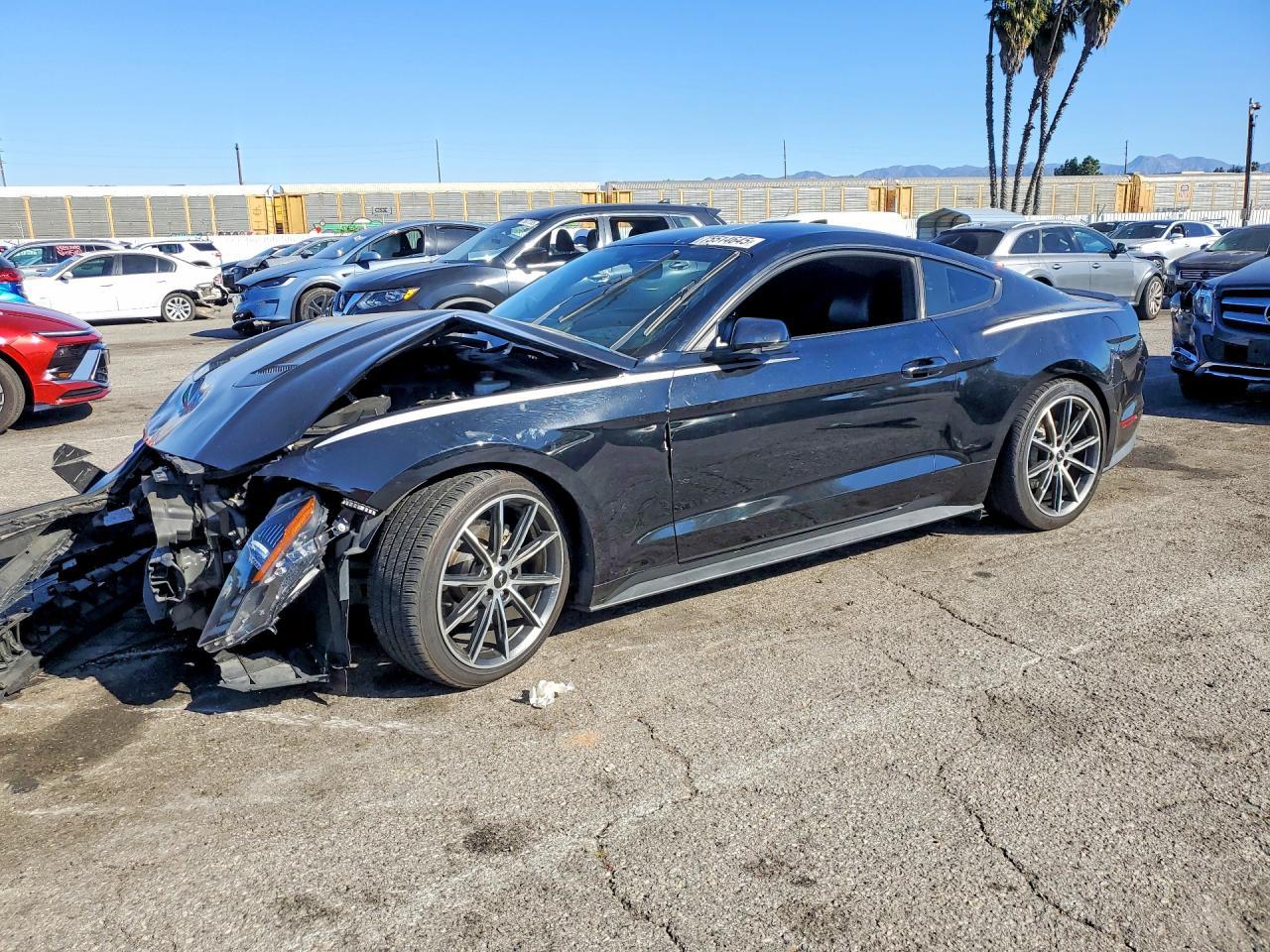 2018 Ford Mustang - zdjęcie główne