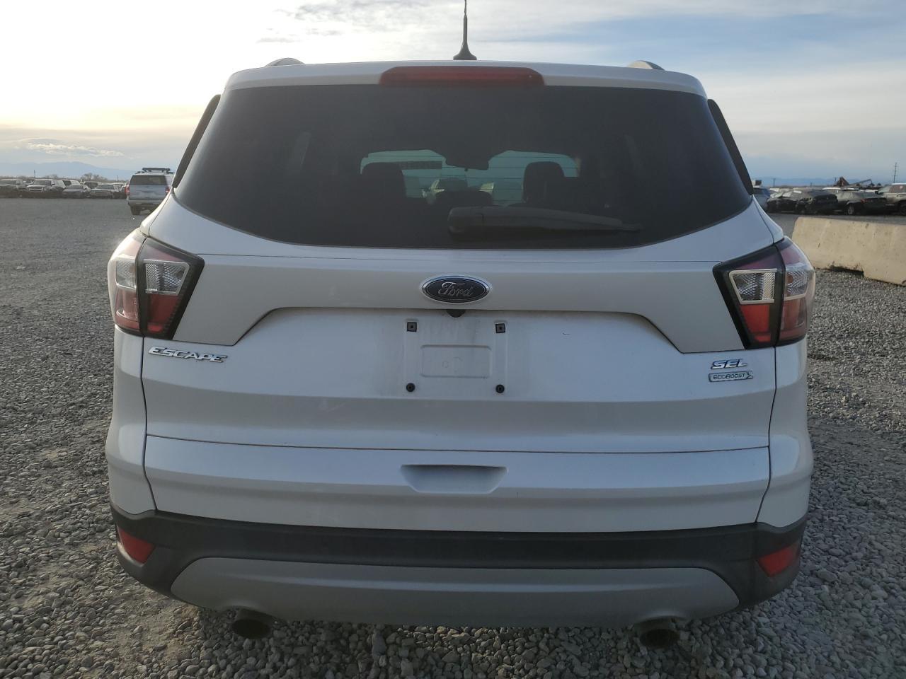 2018 Ford Escape Sel - zdjęcie 6