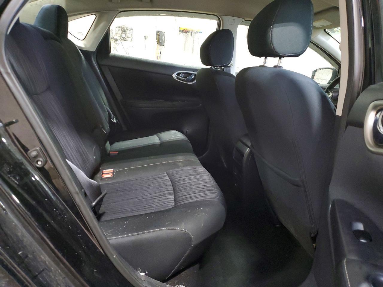 2019 Nissan Sentra Sv - zdjęcie 10