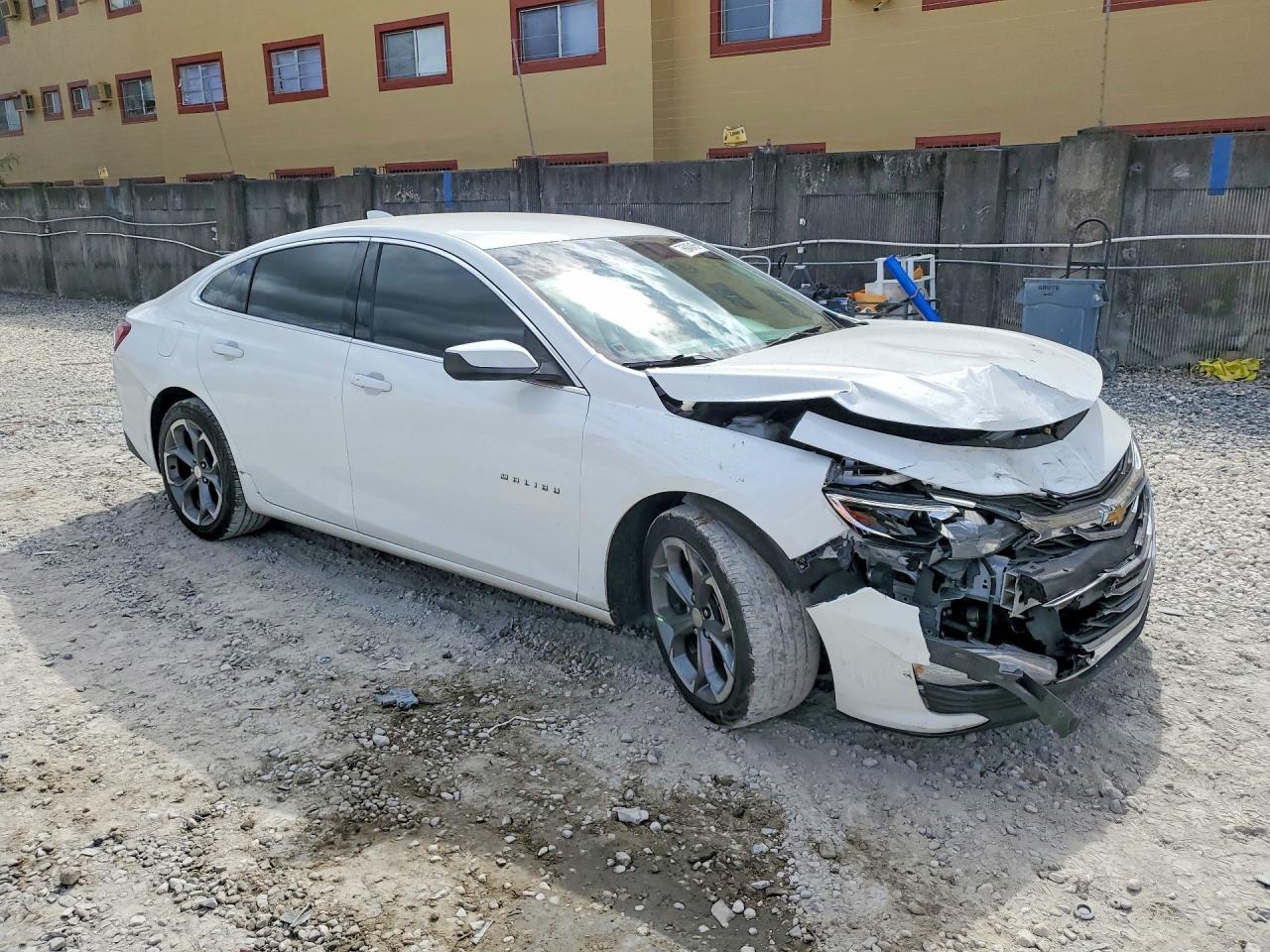2020 Chevrolet Malibu Lt - zdjęcie 4