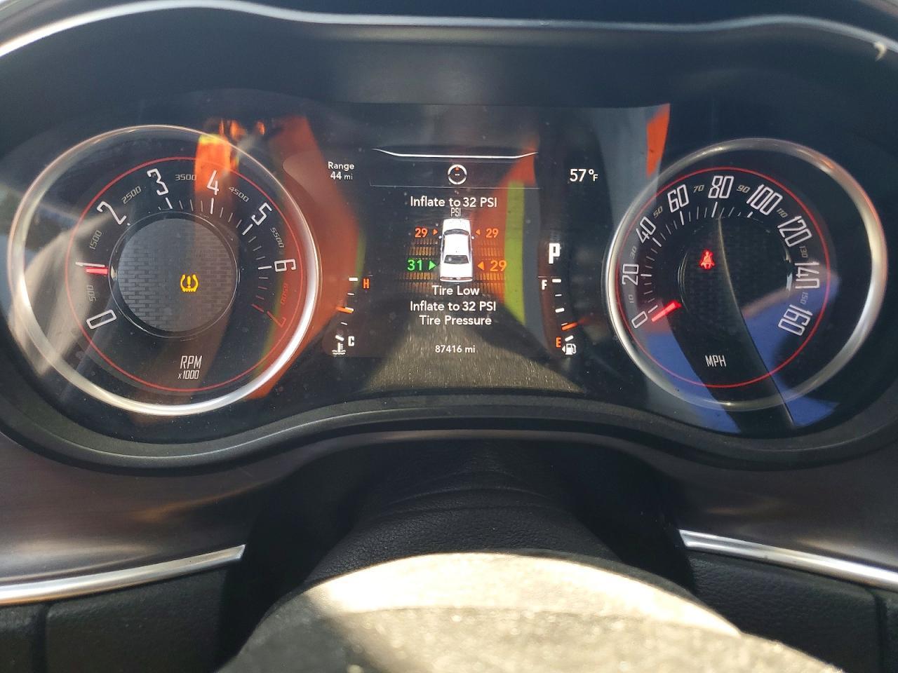 2018 Dodge Challenger Sxt - zdjęcie 9