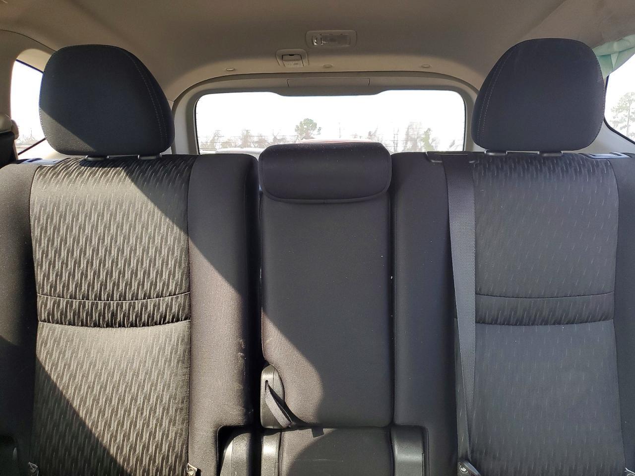 2019 Nissan Rogue S - zdjęcie 10