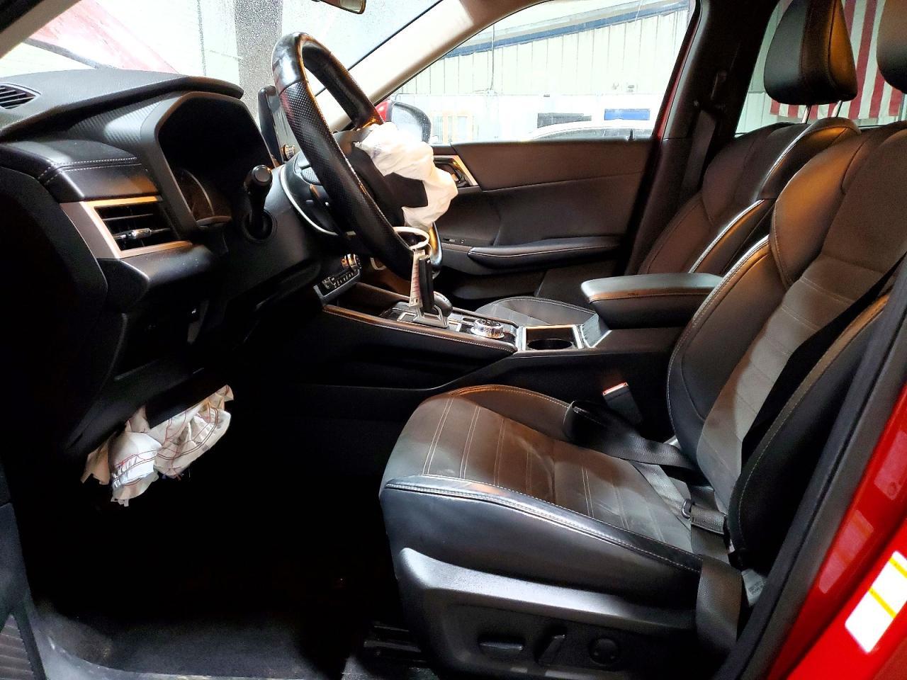 2022 Mitsubishi Outlander Se - zdjęcie 7