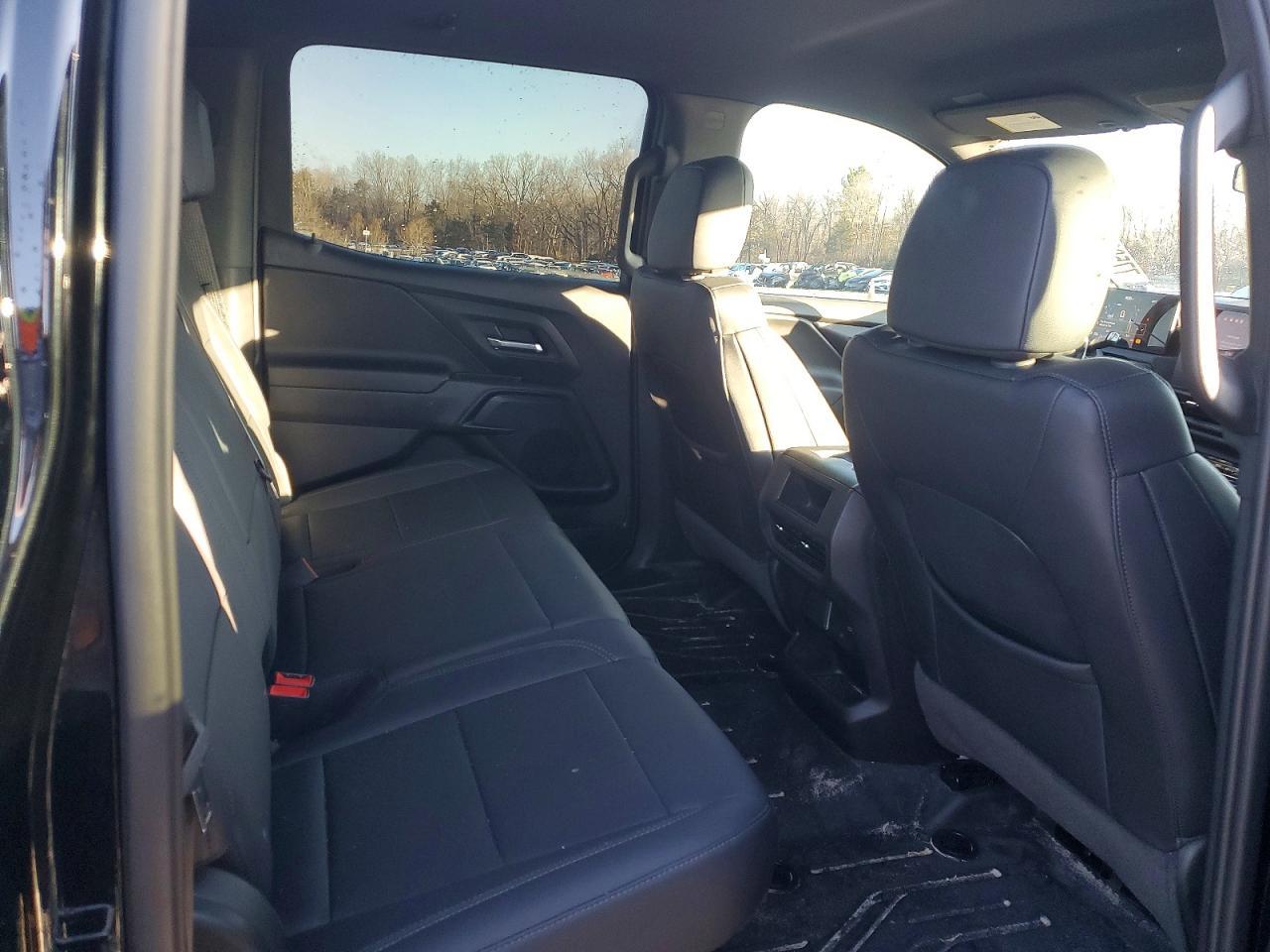 2024 Chevrolet Silverado - zdjęcie 10