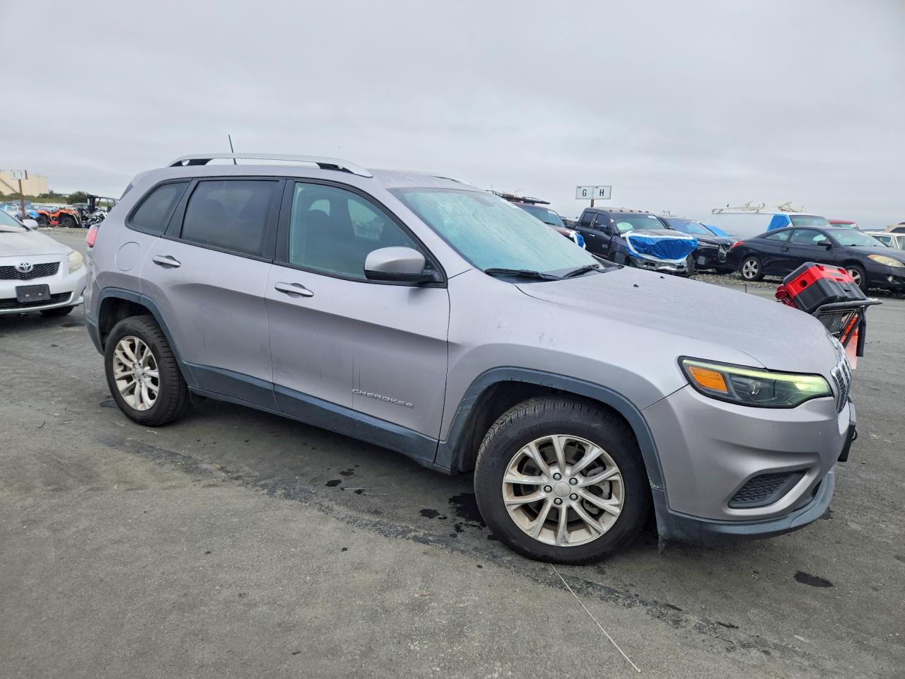 2020 Jeep Cherokee Latitude - zdjęcie 4