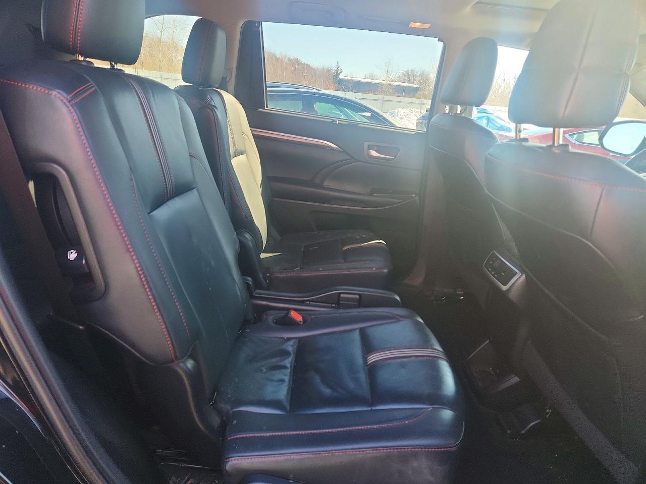 2019 Toyota Highlander Se - zdjęcie 11