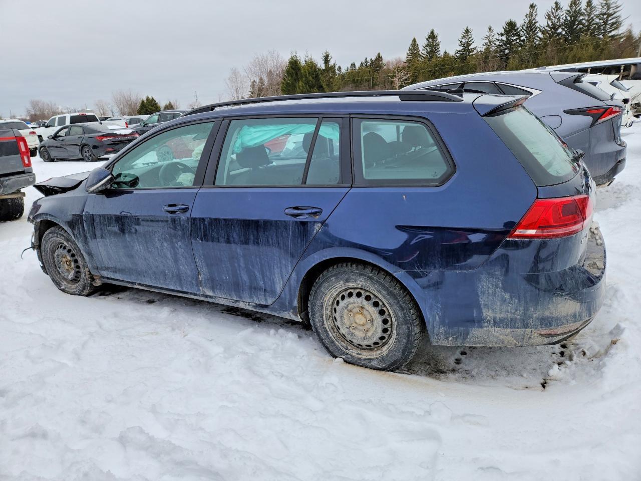 2015 Volkswagen Golf Sportwagen S - zdjęcie 2