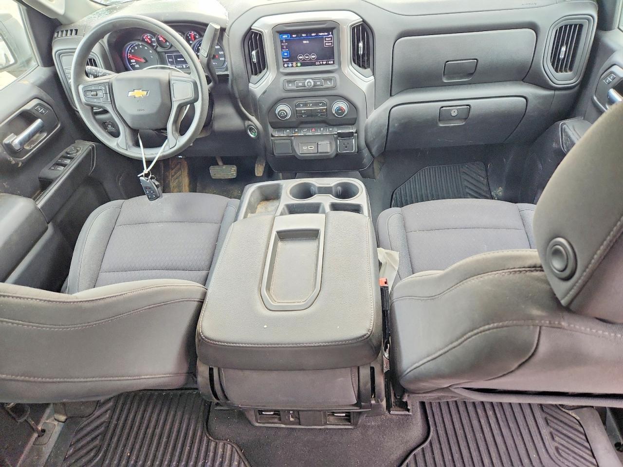 2024 Chevrolet Silverado C1500 Custom - zdjęcie 8