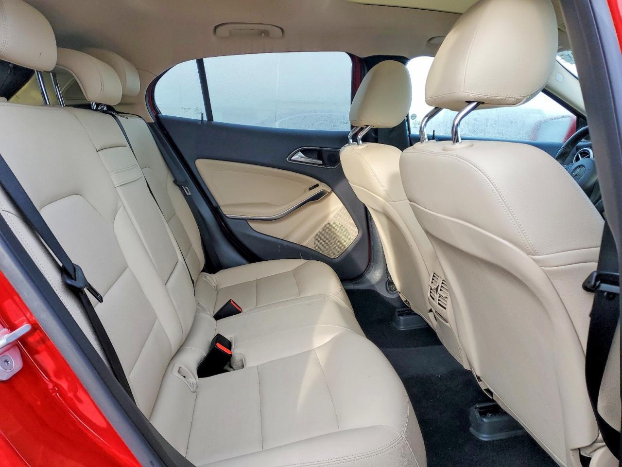 2017 Mercedes-Benz Gla 250 4Matic - zdjęcie 10