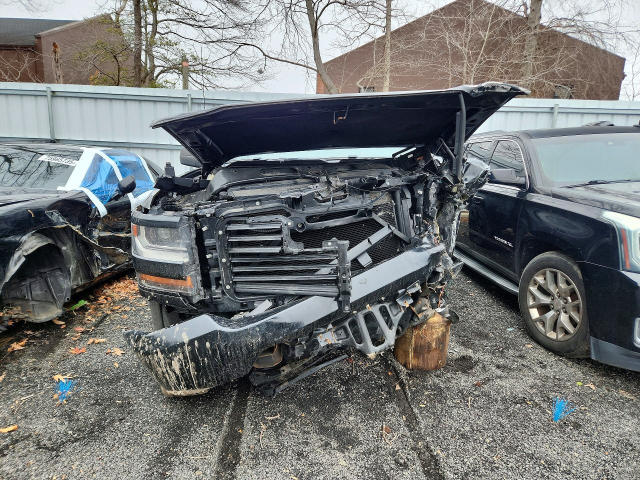 2017 Chevrolet Silverado C1500 - zdjęcie 5