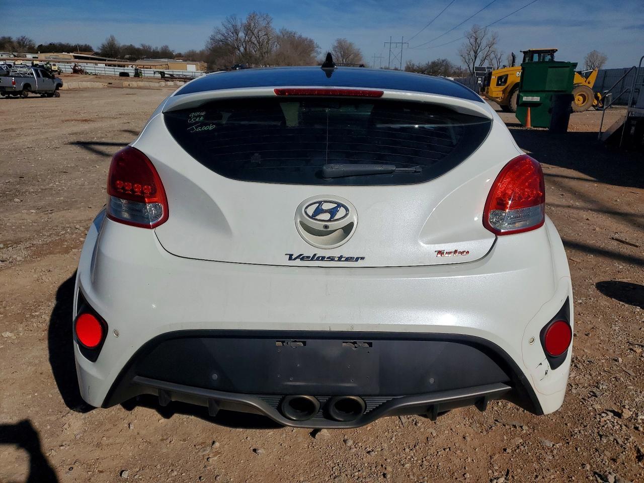 2016 Hyundai Veloster Turbo - zdjęcie 6