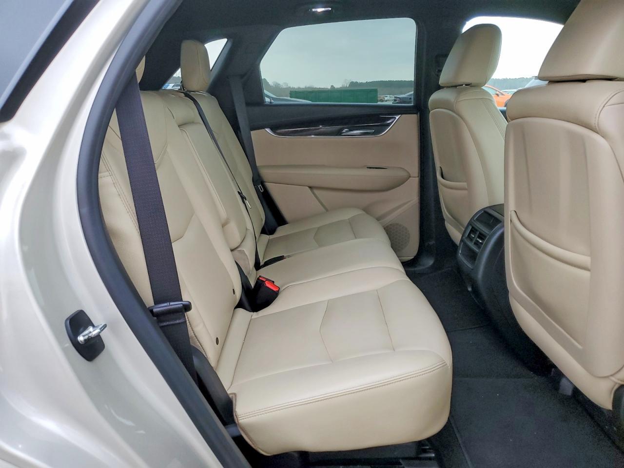 2017 Cadillac Xt5 - zdjęcie 11