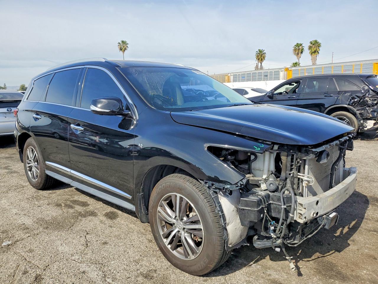 2018 Infinity Qx60 Base - zdjęcie 4